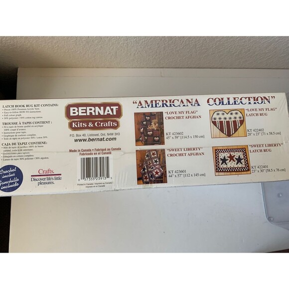 BERNAT Love My Flag Americana Collection Latch Hook Rug Kit 28" x 23" NIB 422402 - Picture 3 of 4